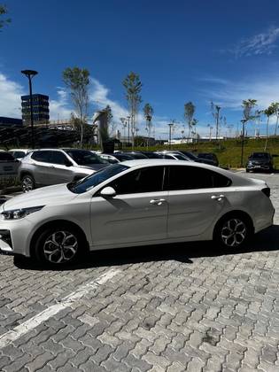 KIA CERATO 2.0 16V FLEX EX AUTOMÁTICO KIA CERATO 2.0 16V FLEX EX AUTOMÁTICO